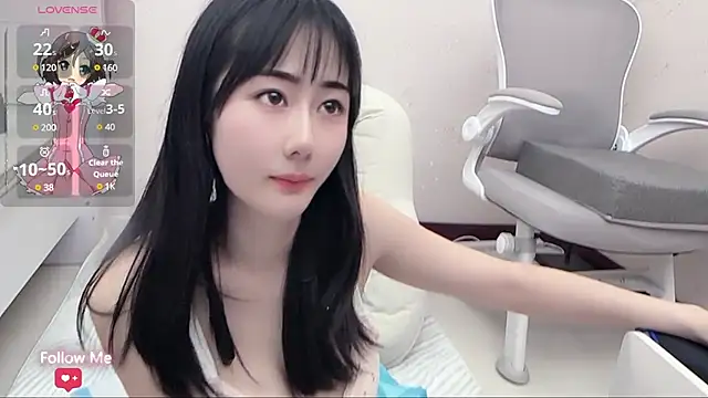 Snapshot of qiqi-- chatting on 2, 1, 2025 qiqi-- online show from 2, 1, 2025