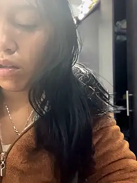 Snapshot of emily_rosse04 chatting on 4, 11, 2025 emily rosse04 online show from 4, 11, 2025