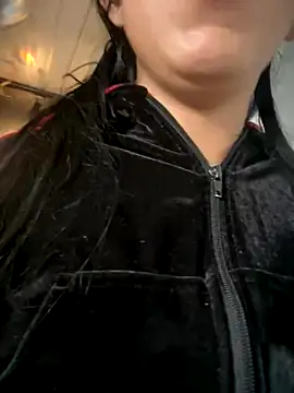 Snapshot of emily_rosse04 chatting on 26, 11, 2025 emily rosse04 online show from 26, 11, 2025