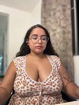 Snapshot of CurlyGirl_1 chatting on 11, 6, 2026 CurlyGirl 1 online show from 11, 6, 2026