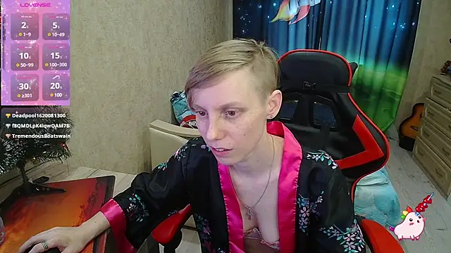 Alexis Gordon online show from 15, 1, 2025