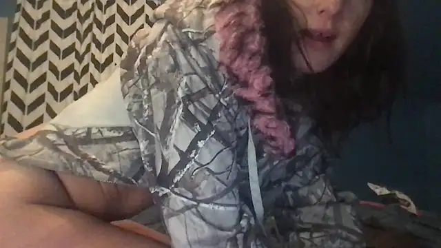 kittycatkendra online show from 6, 11, 2025