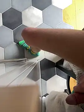 Maxthekid online show from 4, 2, 2025