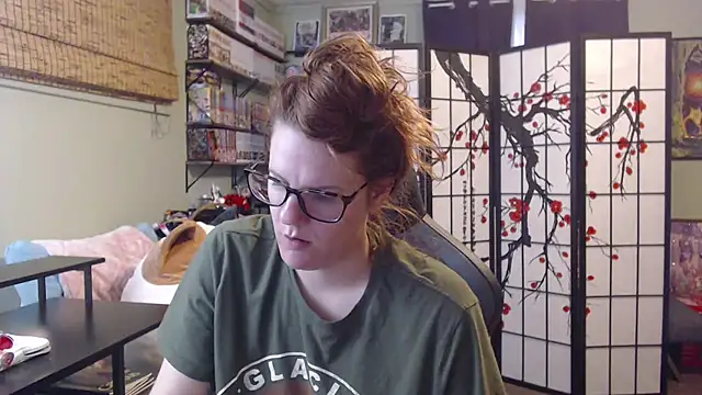 Snapshot of Sarahtineke chatting on 3, 7, 2026 Sarahtineke online show from 3, 7, 2026