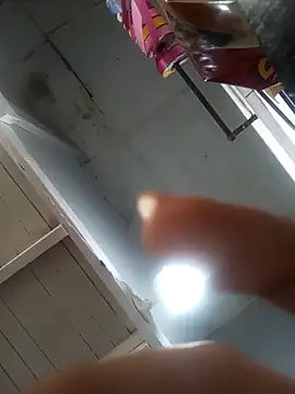 Snapshot of VivienAndClark chatting on 11, 11, 2025 VivienAndClark online show from 11, 11, 2025