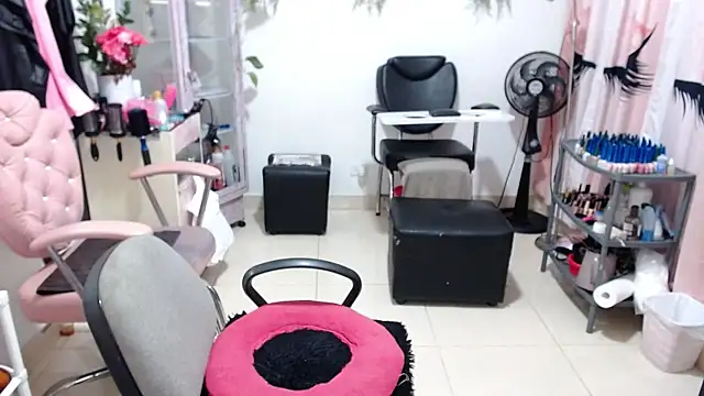 titsbiglovers online show from 10, 3, 2026