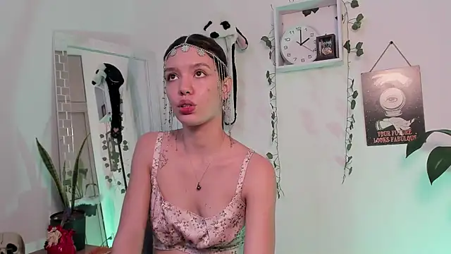 Emperatriiz online show from 20, 1, 2025