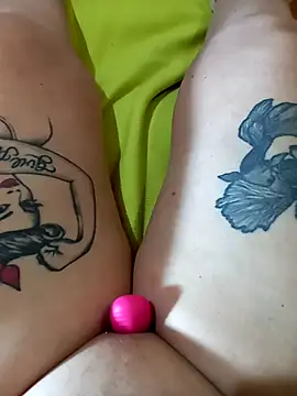 Snapshot of Hotsereia chatting on 23, 2, 2025 Hotsereia online show from 23, 2, 2025