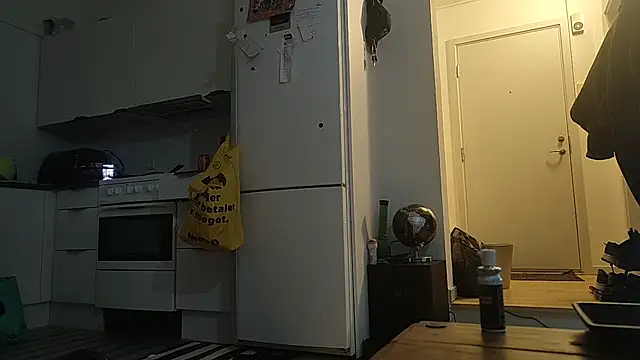 Snapshot of eltoulou chatting on 12, 1, 2025 eltoulou online show from 12, 1, 2025