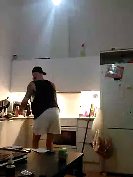 Snapshot of eltoulou chatting on 25, 1, 2025 eltoulou online show from 25, 1, 2025