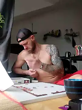 Snapshot of eltoulou chatting on 26, 1, 2025 eltoulou online show from 26, 1, 2025