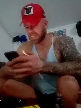 Snapshot of eltoulou chatting on 4, 2, 2025 eltoulou online show from 4, 2, 2025