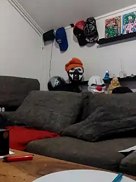 Snapshot of eltoulou chatting on 9, 2, 2025 eltoulou online show from 9, 2, 2025