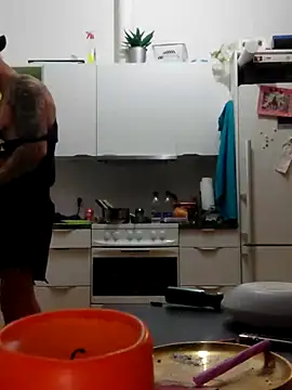 Snapshot of eltoulou chatting on 20, 2, 2025 eltoulou online show from 20, 2, 2025