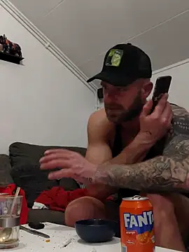 Snapshot of eltoulou chatting on 3, 3, 2025 eltoulou online show from 3, 3, 2025