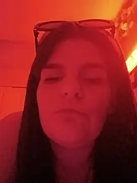 BeckiTooSweet online show from 25, 6, 2026