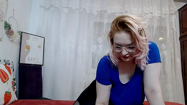 Catlady333 online show from 19, 9, 2025