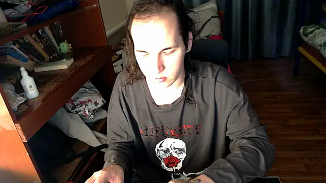 Snapshot of EvaMiron chatting on 7, 12, 2024 EvaMiron online show from 7, 12, 2024