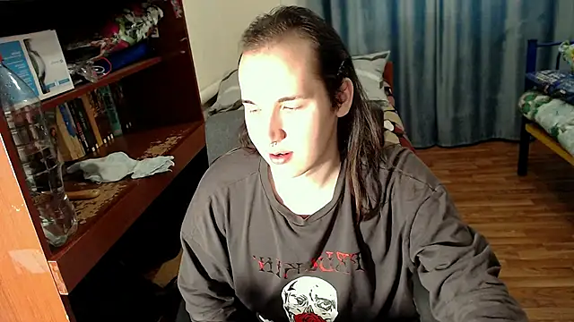 Snapshot of EvaMiron chatting on 11, 1, 2025 EvaMiron online show from 11, 1, 2025