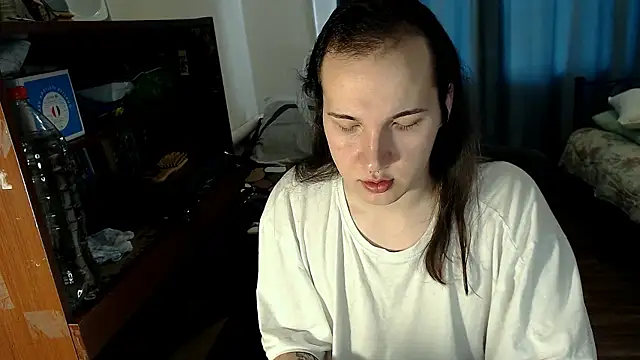 Snapshot of EvaMiron chatting on 14, 3, 2025 EvaMiron online show from 14, 3, 2025