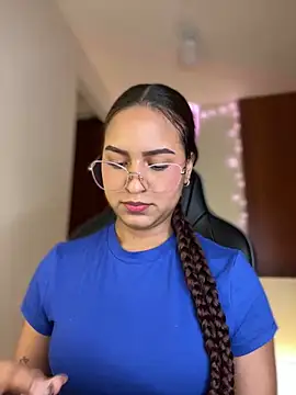 Snapshot of gretta_kler1 chatting on 21, 12, 2024 gretta kler1 online show from 21, 12, 2024