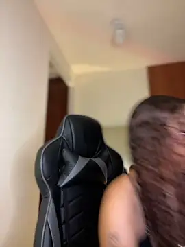 Snapshot of gretta_kler1 chatting on 22, 12, 2024 gretta kler1 online show from 22, 12, 2024