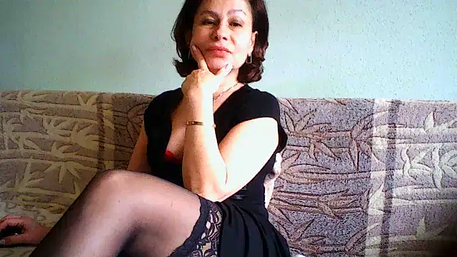 Snapshot of Mat_Elenore chatting on 2, 3, 2025 Mat Elenore online show from 2, 3, 2025