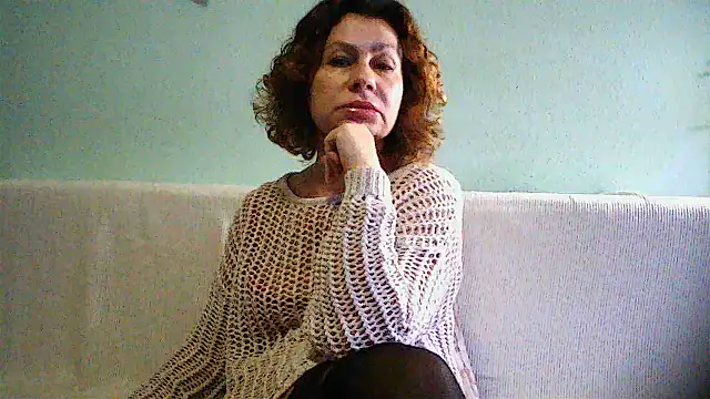 Snapshot of Mat_Elenore chatting on 26, 11, 2025 Mat Elenore online show from 26, 11, 2025