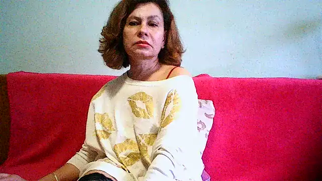 Snapshot of Mat_Elenore chatting on 15, 12, 2025 Mat Elenore online show from 15, 12, 2025