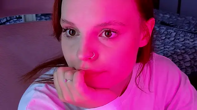 Snapshot of KristiRosee chatting on 10, 6, 2026 KristiRosee online show from 10, 6, 2026