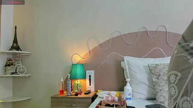 natasha jurado online show from 20, 12, 2025