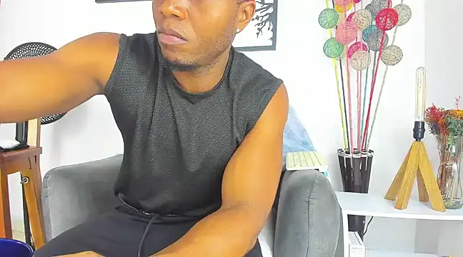 Snapshot of bigcock_latin1 chatting on 3, 2, 2025 bigcock latin1 online show from 3, 2, 2025