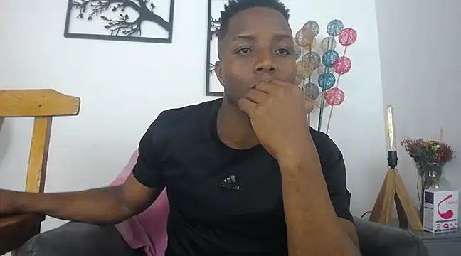 Snapshot of bigcock_latin1 chatting on 25, 2, 2025 bigcock latin1 online show from 25, 2, 2025