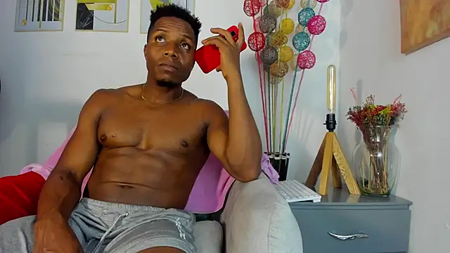 Snapshot of bigcock_latin1 chatting on 9, 11, 2025 bigcock latin1 online show from 9, 11, 2025