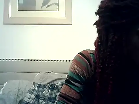 Snapshot of CaramelDipper chatting on 11, 12, 2024 CaramelDipper online show from 11, 12, 2024