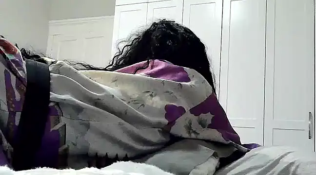 Snapshot of CaramelDipper chatting on 2, 3, 2025 CaramelDipper online show from 2, 3, 2025