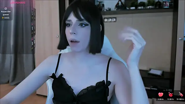 Snapshot of FemAlexa_ chatting on 11, 9, 2025 FemAlexa online show from 11, 9, 2025