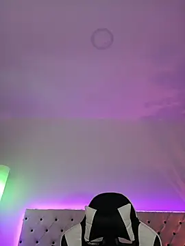 Elektra Queen online show from 17, 12, 2025