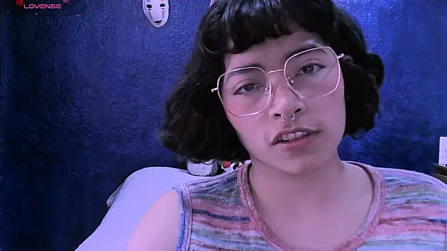 NinaYellow online show from 2, 12, 2024