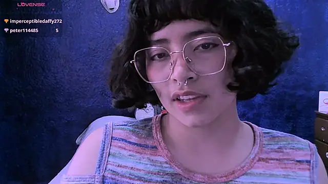 NinaYellow online show from 2, 12, 2024