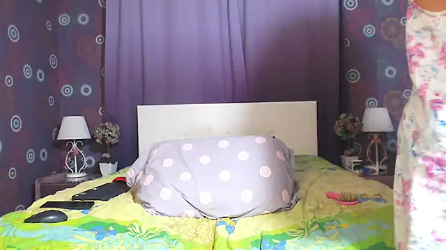 Snapshot of SquirtyAlice chatting on 15, 3, 2025 SquirtyAlice online show from 15, 3, 2025