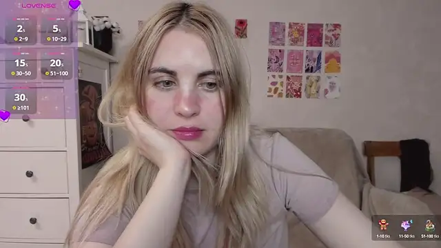 Snapshot of pawpaws chatting on 4, 2, 2025 pawpaws online show from 4, 2, 2025