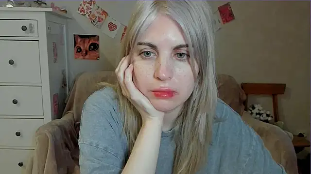 Snapshot of pawpaws chatting on 17, 5, 2026 pawpaws online show from 17, 5, 2026