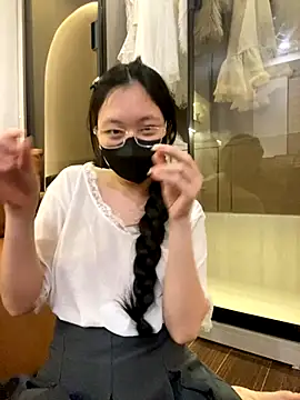 Snapshot of MEOW_MEO chatting on 6, 11, 2025 MEOW MEO online show from 6, 11, 2025