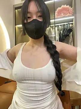 Snapshot of MEOW_MEO chatting on 18, 11, 2025 MEOW MEO online show from 18, 11, 2025