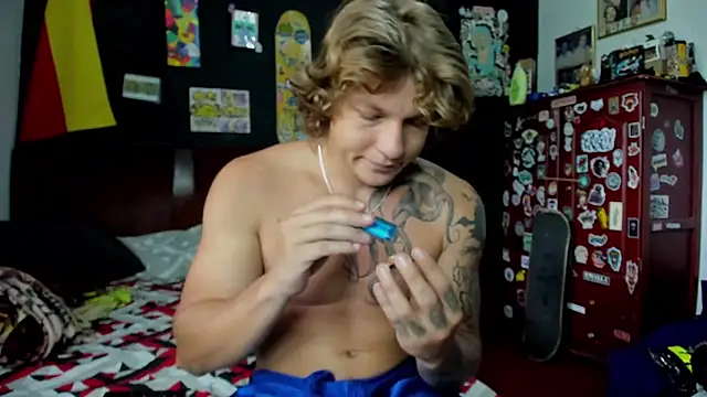 Tom Krakow online show from 18, 10, 2025