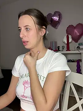 Snapshot of Hii_Lolla chatting on 19, 2, 2025 Hii Lolla online show from 19, 2, 2025