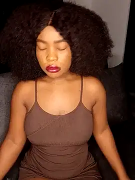 Snapshot of rosey_cheeks chatting on 6, 12, 2024 rosey cheeks online show from 6, 12, 2024