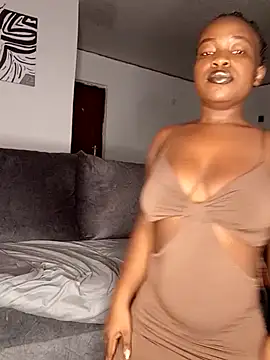 Snapshot of rosey_cheeks chatting on 12, 1, 2025 rosey cheeks online show from 12, 1, 2025