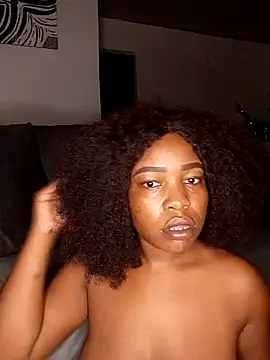 Snapshot of rosey_cheeks chatting on 2, 2, 2025 rosey cheeks online show from 2, 2, 2025